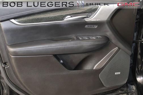 Stellar Black Metallic 2021 Cadillac XT5 Premium Luxury