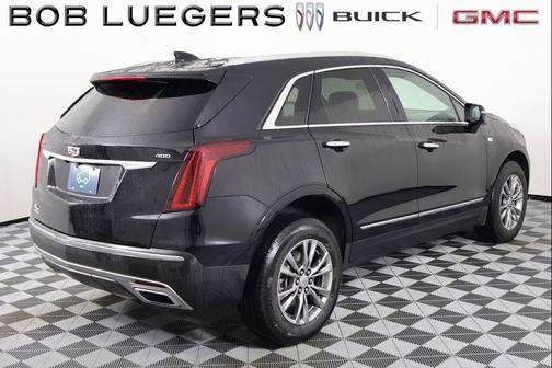 Stellar Black Metallic 2021 Cadillac XT5 Premium Luxury