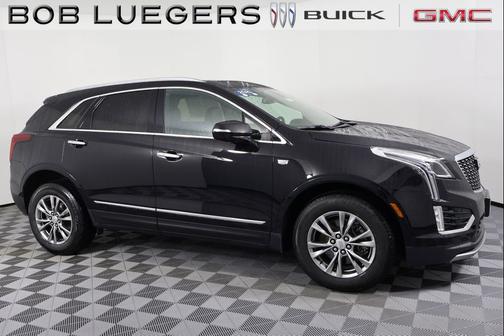 Stellar Black Metallic 2021 Cadillac XT5 Premium Luxury