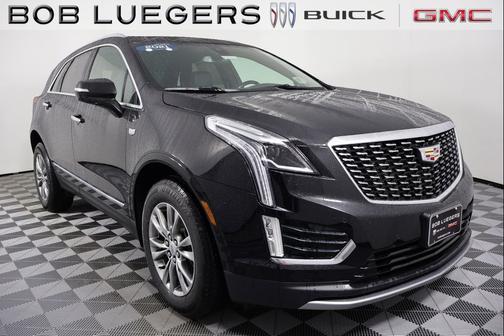 Stellar Black Metallic 2021 Cadillac XT5 Premium Luxury