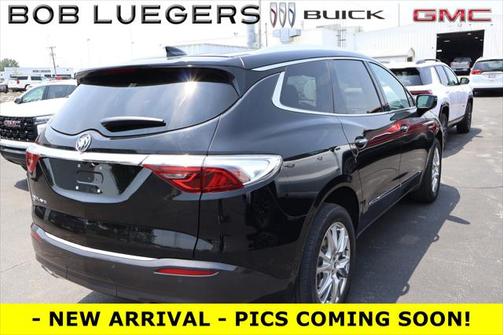 2022 Buick Enclave AWD Essence