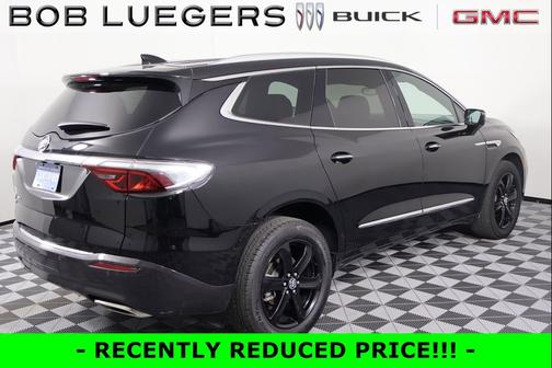 2022 Buick Enclave AWD Essence
