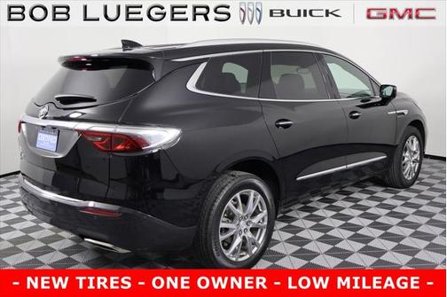 2022 Buick Enclave AWD Essence