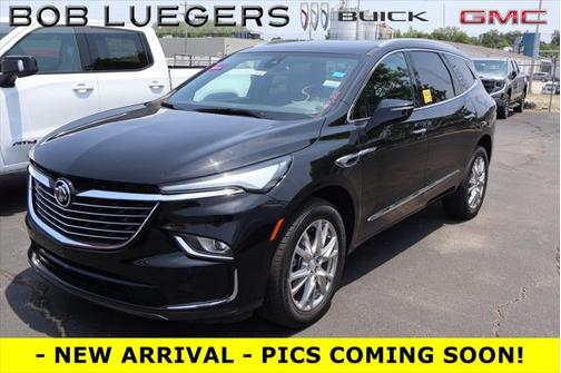 2022 Buick Enclave AWD Essence