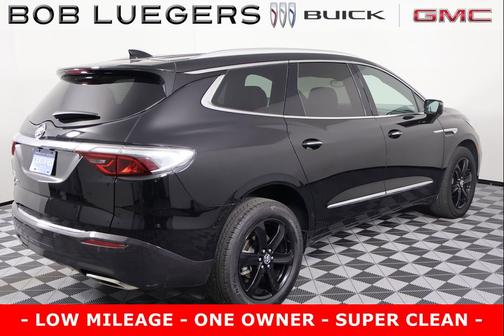 2022 Buick Enclave AWD Essence