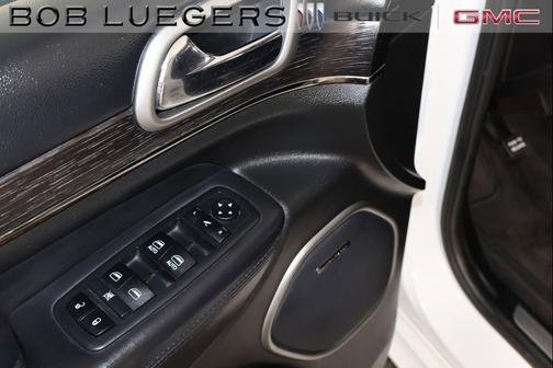Bright White Clearcoat 2018 Jeep Grand Cherokee High Altitude