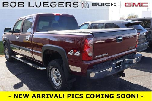 2003 Chevrolet Silverado 2500 LS H/D Crew Cab