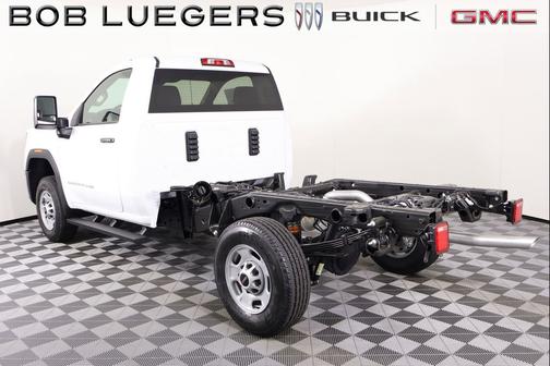 Summit White 2026 GMC Sierra 2500 Pro