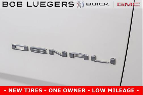 2023 GMC Yukon XL Denali Ultimate