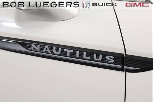 2021 Lincoln Nautilus Reserve
