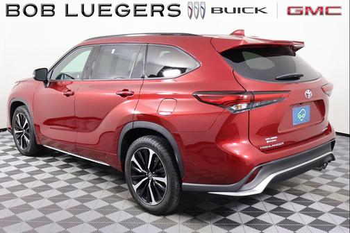 Ruby Flare Pearl 2021 Toyota Highlander XSE