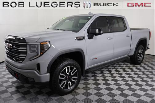 2025 GMC Sierra 1500 AT4