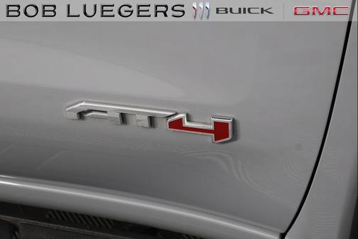 2025 GMC Sierra 1500 AT4