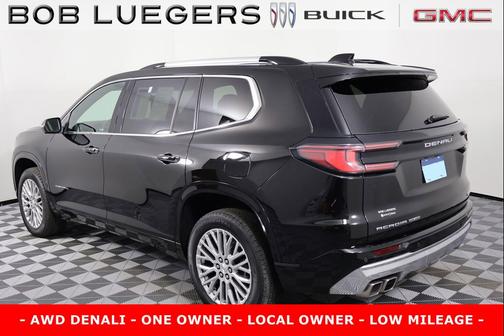 2024 GMC Acadia Denali