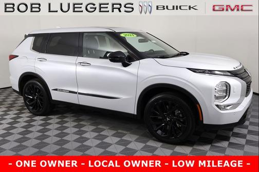 2024 Mitsubishi Outlander SE Black Edition w/Pano Roof S-AWC