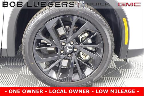 2024 Mitsubishi Outlander SE Black Edition w/Pano Roof S-AWC