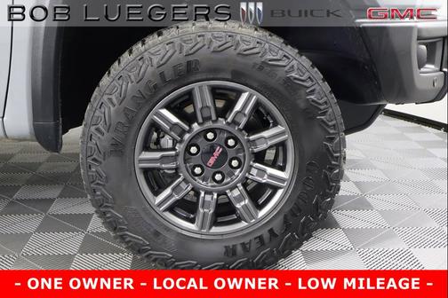 2024 GMC Sierra 1500 AT4X
