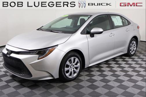 Classic Silver Metallic 2022 Toyota Corolla LE