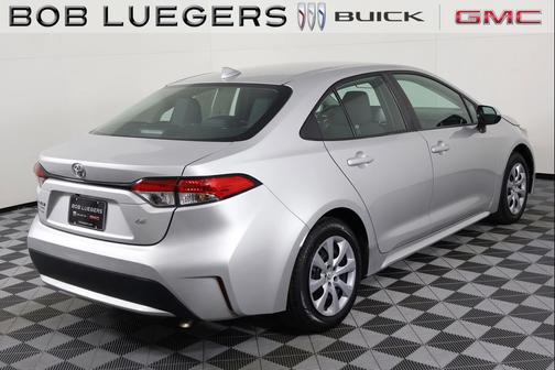 Classic Silver Metallic 2022 Toyota Corolla LE