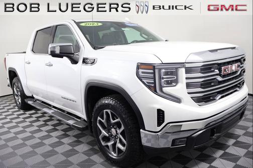 2023 GMC Sierra 1500 SLT