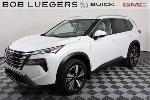 White 2024 Nissan Rogue SL