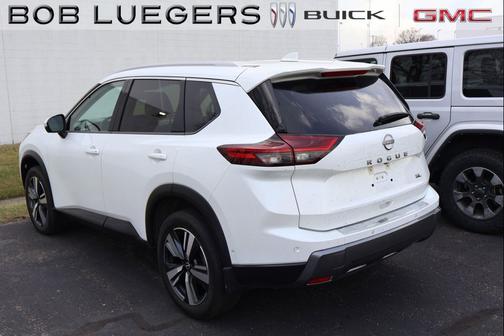 2024 Nissan Rogue SL