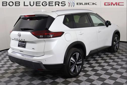 White 2024 Nissan Rogue SL