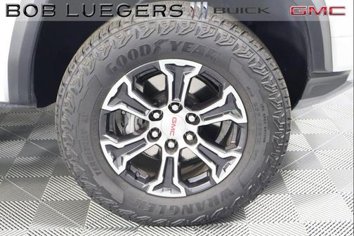 2024 GMC Canyon AT4