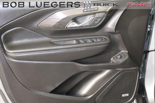 Sterling Metallic 2024 GMC Terrain SLT