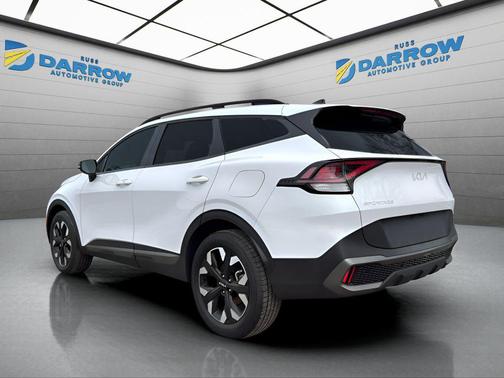 Glacial White Pearl 2023 Kia Sportage X-Line