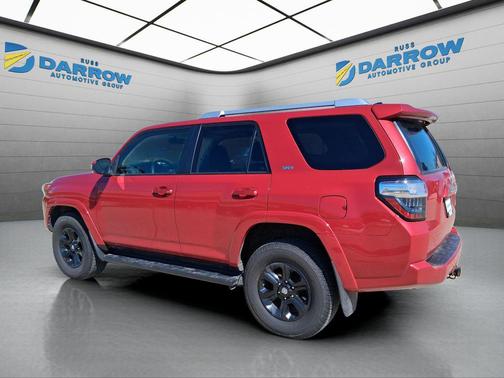 Barcelona Red Metallic 2018 Toyota 4Runner SR5