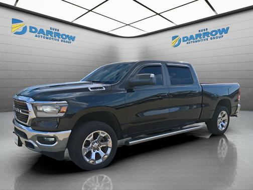 Diamond Black Crystal Pearlcoat 2021 RAM 1500 Big Horn/Lone Star