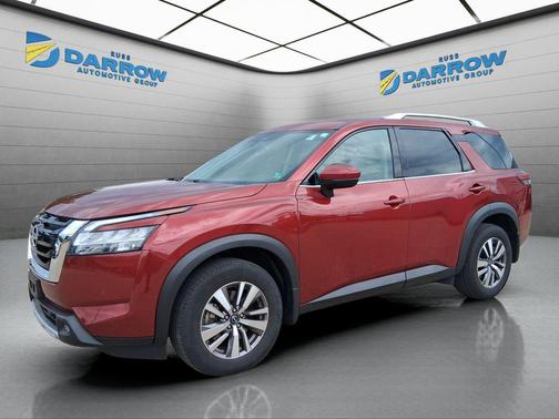 Scarlet Ember Tintcoat 2022 Nissan Pathfinder SL 4WD