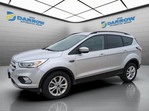 White Platinum Metallic Tri-Coat 2017 Ford Escape SE