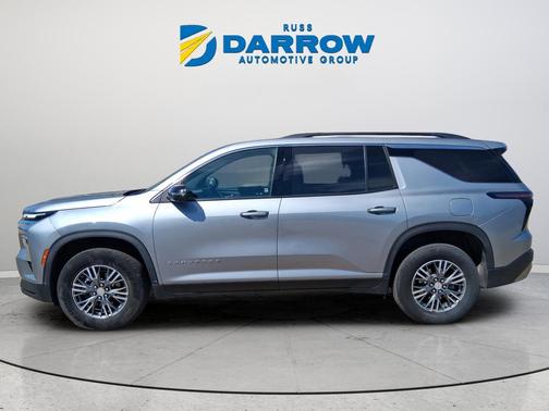Sterling Gray Metallic 2024 Chevrolet Traverse LT