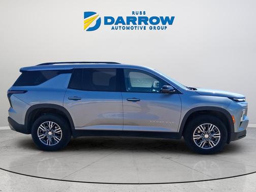 Sterling Gray Metallic 2024 Chevrolet Traverse LT