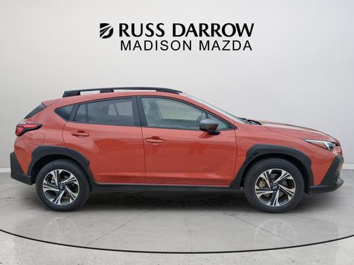 Sun Blaze Pearl 2025 Subaru Crosstrek Premium