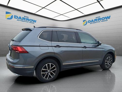 Pyrite Silver Metallic 2021 Volkswagen Tiguan 2.0T SE