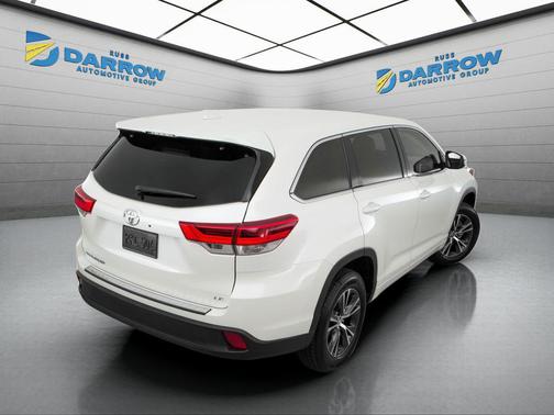 Blizzard Pearl 2017 Toyota Highlander XLE