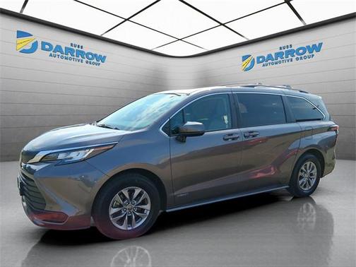 2021 Toyota Sienna LE