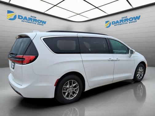 2022 Chrysler Pacifica Touring