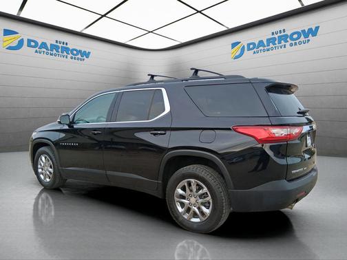 Mosaic Black Metallic 2019 Chevrolet Traverse LT Cloth