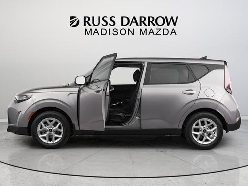 Steel Gray 2024 Kia Soul LX