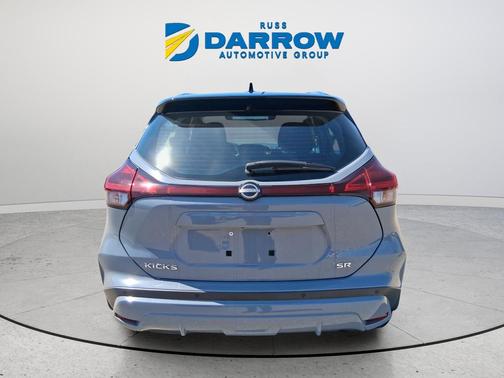 Gray/Super Black 2023 Nissan Kicks SR