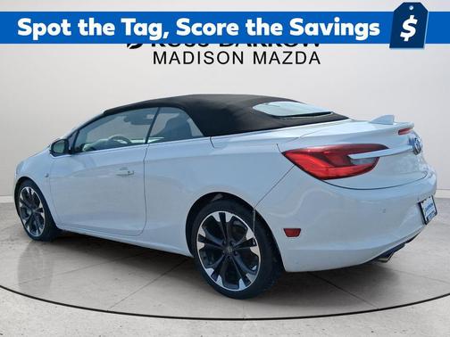 Summit White 2019 Buick Cascada Premium