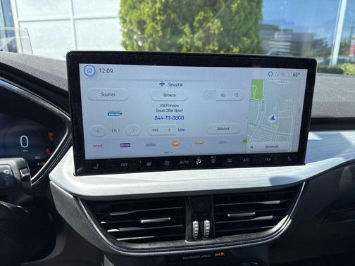 STAR WHITE METALLIC TRI-COAT 2024 Ford Escape PHEV SE