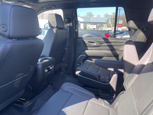 Onyx Black 2023 GMC Yukon Denali