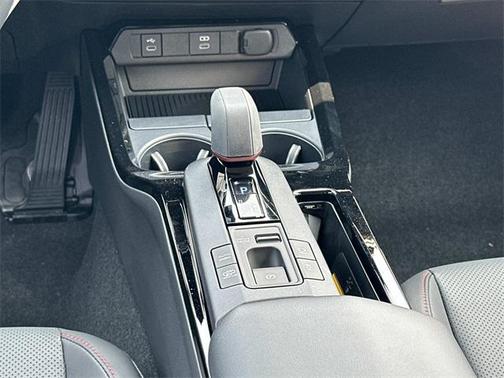 2025 Toyota Prius L