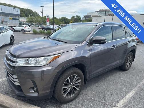 Predawn Gray Mica 2019 Toyota Highlander XLE