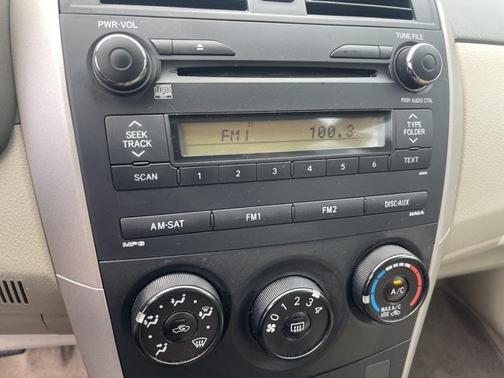 2010 Toyota Corolla LE